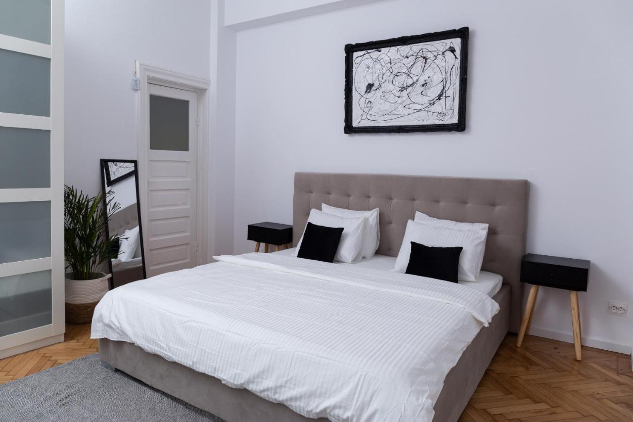 Color Aparments Coposu Blv Apartman Bukarest Kültér fotó
